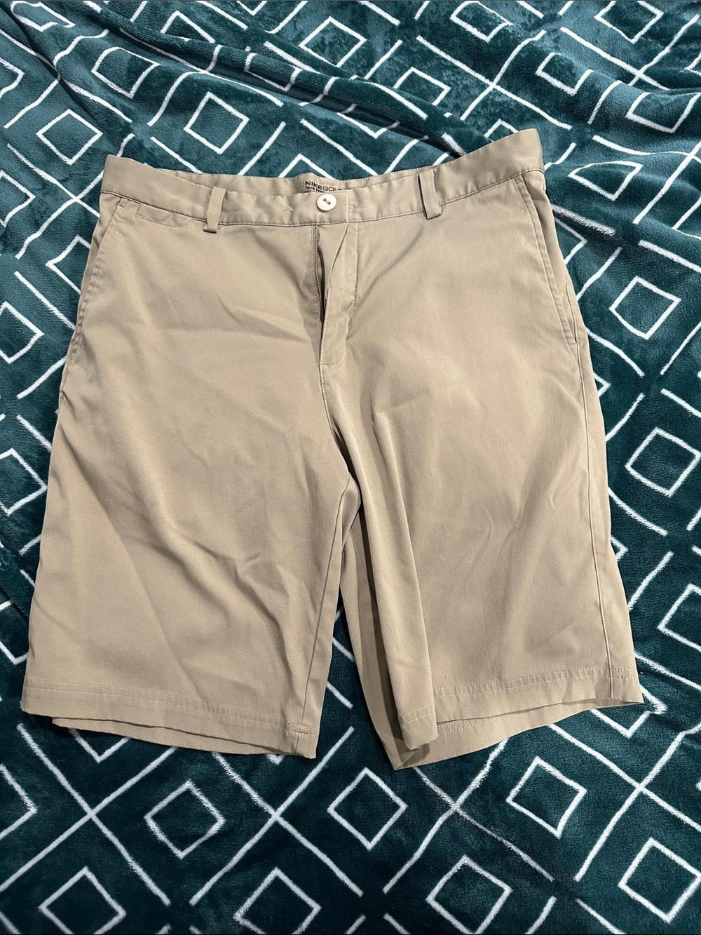 Nike Men's Flat Front Shorts in Khaki